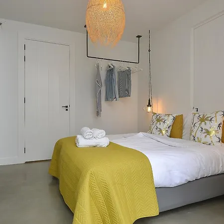 Apartment Follow The Sun