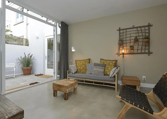 Follow The Sun Apartment